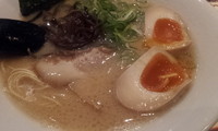 「味玉ラーメン(はがね)」@豚真拉麺 一休 東店の写真