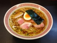 「ラーメン＋生ビール・ジョッキ（マルエフ）」@ラーメン大至の写真