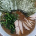 ラーメン中盛900円、海苔増100円、肉増200円
