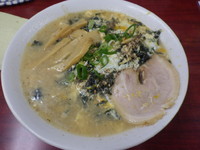 「のり玉ラーメン」@九州大分ラーメン 麺恋亭 中華街店の写真