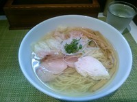 「塩ワンタン麺」@麺や金時の写真