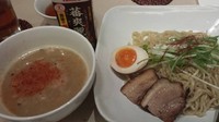 「鶏白湯つけ麺　850円」@らーめん餃子専門店 まんねん 心斎橋店の写真