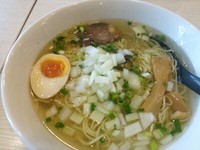「牛塩ラーメン」@ラーメン 十二麺坊の写真