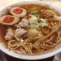 「稲庭中華そば」@食堂 七彩の写真