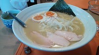 「モミジラーメン中盛り+味玉」@モミジの写真