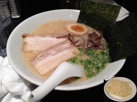 「ラーメン 細麺＋替玉」@めん屋 聖流の写真