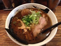 「醤そば＋味玉」@麺場 浜虎 横浜店の写真