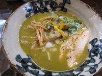 「限定　鶏節香る牡蠣白湯（９００円）」@特級鶏蕎麦 龍介の写真
