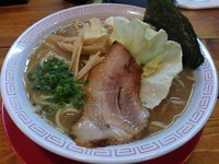 「ラーメン　中」@ラーメン ぶんの写真