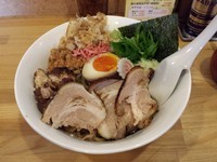 「まぜそば 中」@らー麺Chopの写真