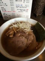 「醤油チャーシューメン(中盛り無料)」@荻窪らーめん 栄龍軒の写真