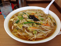 「サンマーメン（大盛り）734円＋108円」@らーめん まるともの写真