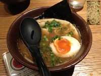 「ミニラーメンゼロプラス＋味玉(ハーフ)」@ラーメンゼロ PLUSの写真