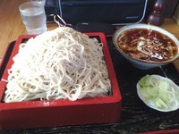 「冷肉そば　大盛り」@そば政の写真