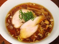 「醤油ラーメン　700円」@ラーメン屋 トイ・ボックスの写真