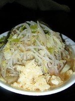 「小ラーメン 野菜にんにく」@ラーメン二郎 茨城守谷店の写真