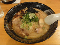 「拉麺 とんこつ」@麺や 多だ屋の写真