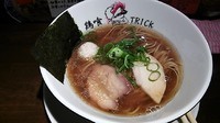 「鶏の醤油らーめん」@鶏喰～TRICK～の写真