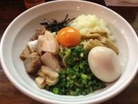 「【限定】濃厚名古屋コーチン卵の油ソバ780円」@麺や 飛来の写真