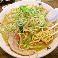「味噌ラーメン中盛(濃いめ/野菜/ネギ/メンマ多め)　750円」@こってりらーめん 誉の写真