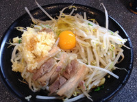「汁なしラーメン300¥800」@男は黙って前を行け！の写真