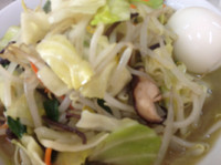 「野菜たっぷりタンメン 白いゆで卵」@タンメン照の写真