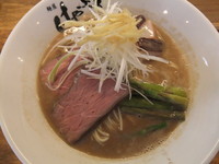 「【限定】まるごとイカの豚骨らーめん（880円）」@横浜家系 麺屋はやぶさの写真