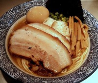 「特製きまぐれ煮干しそばfeat伊吹3（920円だった？）」@豚骨一燈の写真