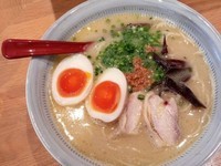 「鶏白湯らーめん」@鳥鶏研究団の写真