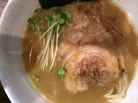 「鶏煮干しソバ（夜限定） 780円」@ラーメン 和なりの写真