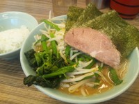 「武蔵家ラーメン６５０円+ニラモヤシ１００円+ご飯無料」@横浜ラーメン 武蔵家 武蔵境店の写真