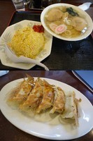 「『ランチＡセット+餃子(￥850+100)』」@手打ちラーメン 恒の写真