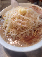 「ラーメン+大盛り+ニンニクアブラ」@ラーメン大 堀切店の写真