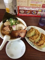 「全部のせラーメン&餃子」@陽気軒の写真