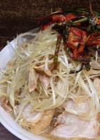 「大ぶた（840円）+ネギ（100円）+ニラキムチ（80円）」@ラーメン二郎 横浜関内店の写真