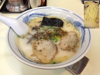 「ラーメン」@熊本ラーメン こむらさき 上通中央店の写真