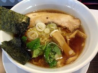 「アゴ煮干醤油（７００円・外税）」@自家製麺 川崎屋の写真
