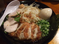 「濃厚鶏骨醤油らーめん (ガッツリ)　１０３０円」@濃厚鶏そば 麺屋 武一 横浜関内店の写真