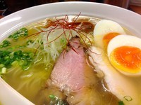 「味玉塩そば＋キリンラガー350ml缶」@福の神食堂の写真