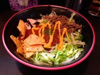 「メキシカンまぜそば＋レモンサワー」@三鷹食堂いなりの写真