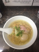 「しおらーめん」@らーめん えんやの写真