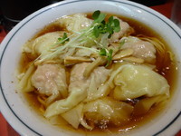 「肉わんたんそば（７００円）」@柴崎亭の写真