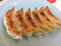 「王さま餃子（6個）\420」@餃子の王さまの写真