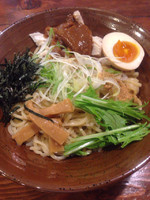 「まぜそば+中盛り」@中華麺家 まんまるの写真