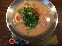 「にごりしょうゆ＋煮玉子」@らーめん 極 本店の写真