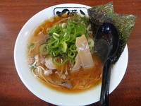 「醤油らぅめん」@京都らぅめん 凡蔵屋 洛西口店の写真