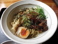 「油そば ６９０円」@地鶏らーめん 秋津の写真