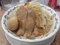 「味玉野郎ラーメン(750円)＋焼野菜(50円)」@野郎ラーメン 恵比寿西口店の写真