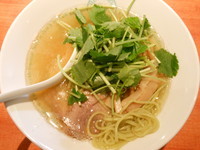 「しお（並盛）グリーン麺ゆずみつば」@麺屋 六感堂 Rock'anDoの写真