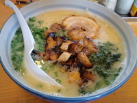 「鶏白湯塩バリカタ＋コロコロチャーシュー＋替え玉880円」@麺場 鶏源 TORIGEN 黄金町店の写真